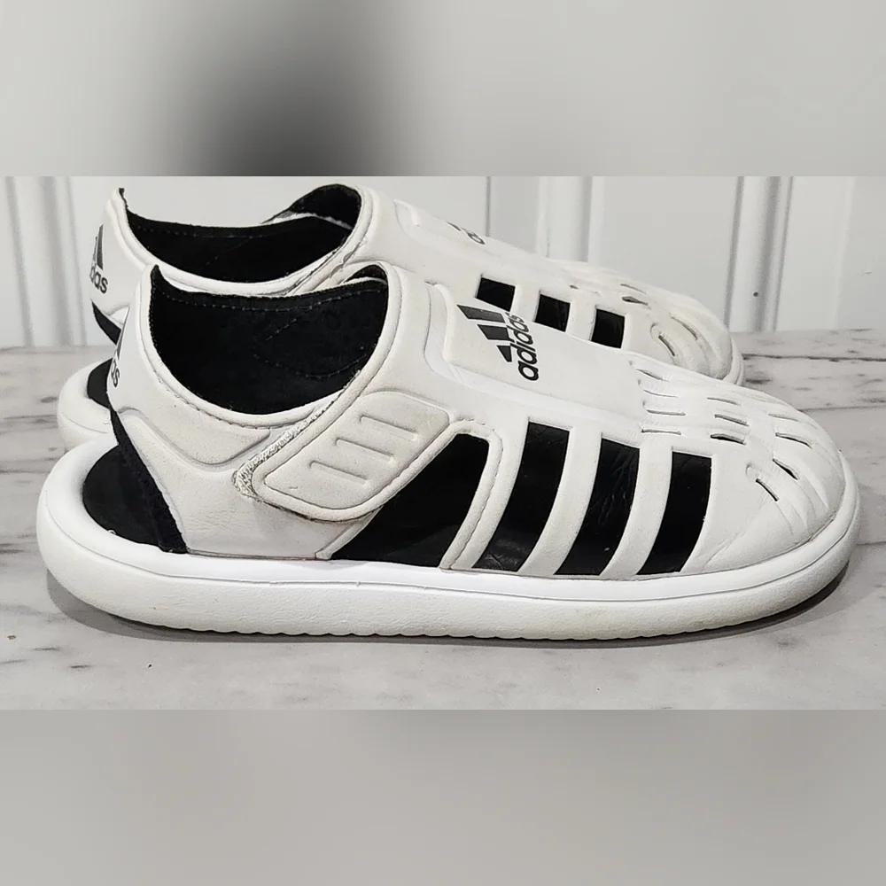 Adidas white black water shoes kid's size 1